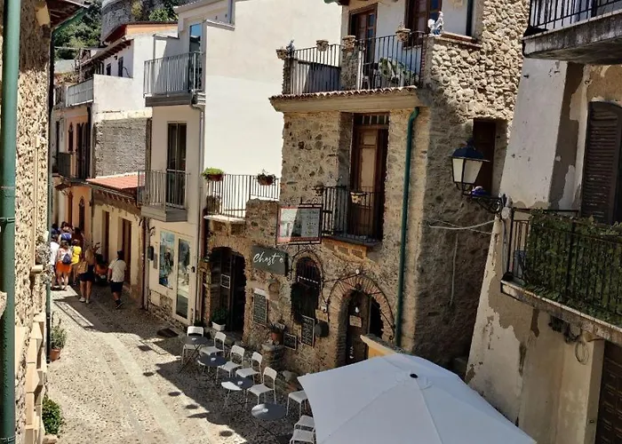 招待所 Mannara 希拉