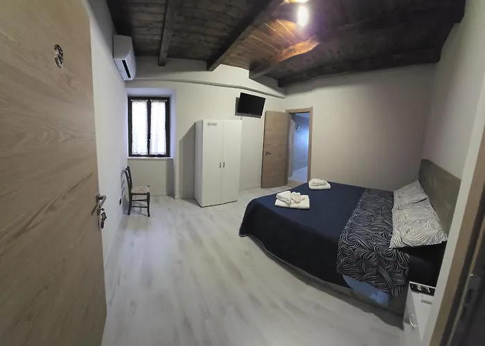 Mannara 招待所 3*